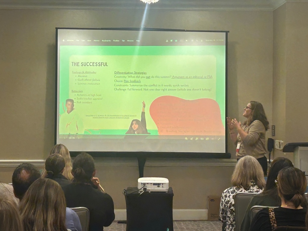 Standing Room Only for Michele Crum at Gifted Conference!