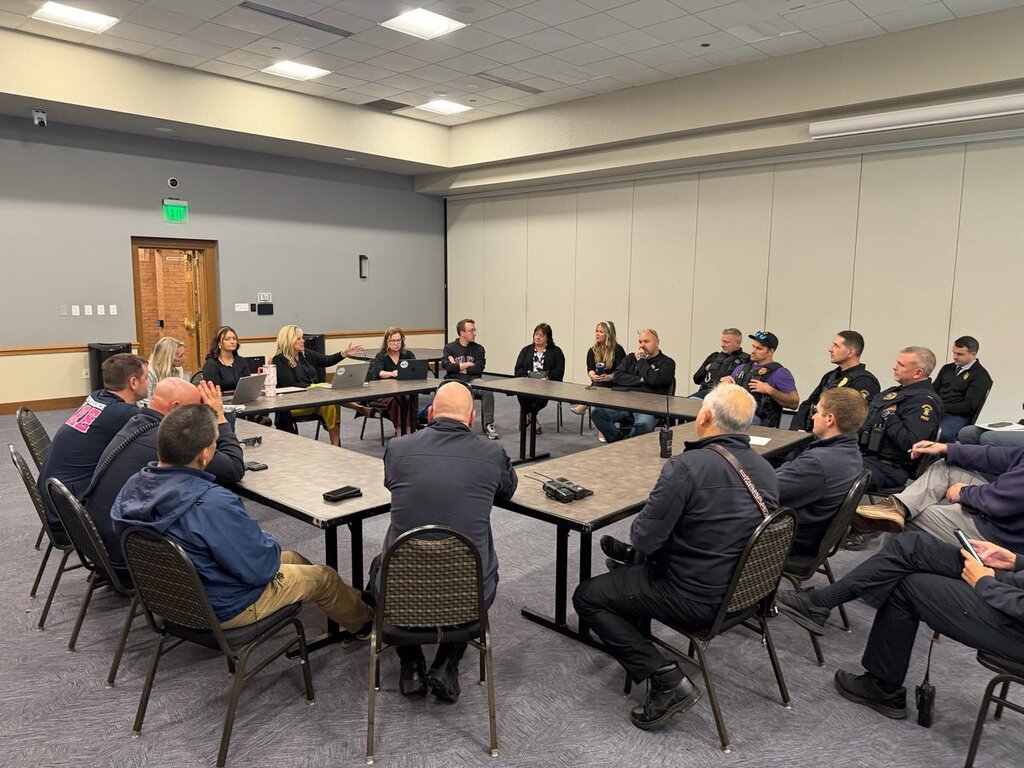 Stronger together!💛💙. Following this morning’s districtwide safety drill, school administrators, city leaders, police, & fire came together to debrief & reflect. Grateful for the incredible partnerships that help keep our students, staff, & community safe! #IndependenceProud