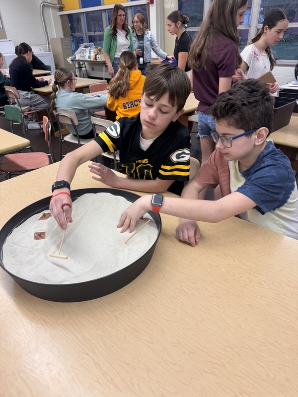 Independence Middle School Students Refresh, Recharge, and Build Resilience During Mental Health Day