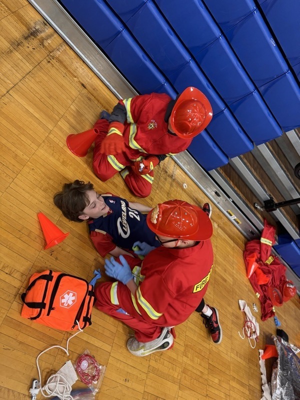 Independence Middle School Fifth Graders Explore Future Careers Through Hands-On Career Kits