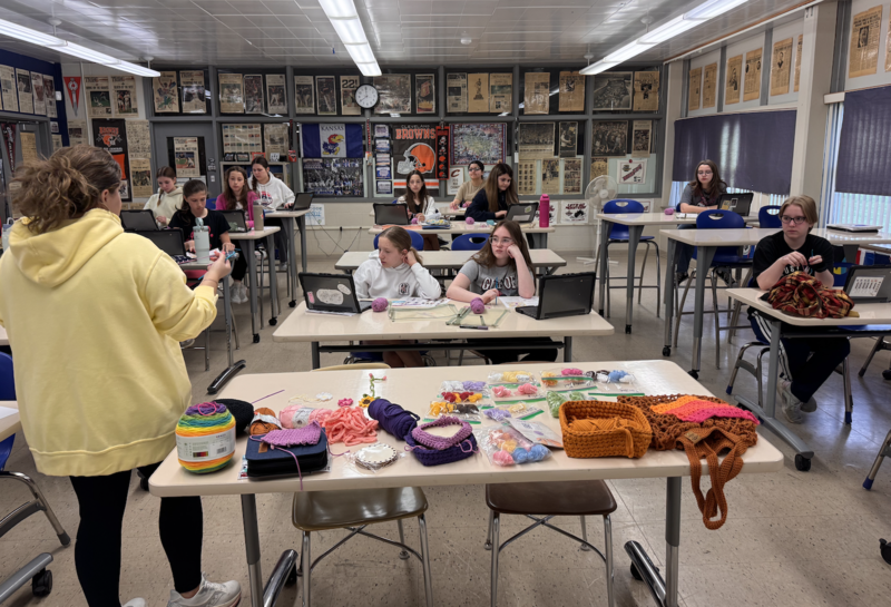 Independence Middle School Students Explore New Interests During First Mini Course Day