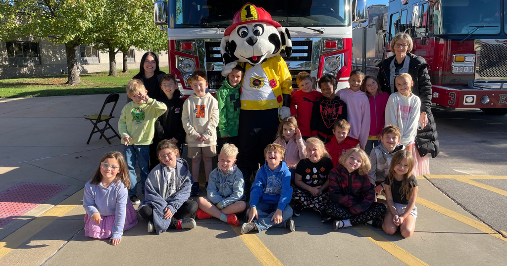 Class posing with Safety Pup