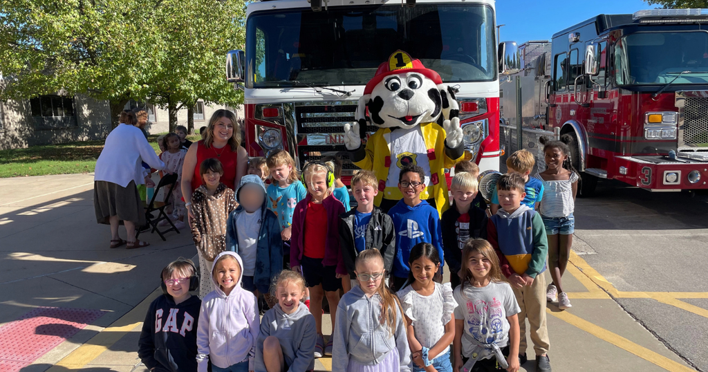 Class posing with Safety Pup