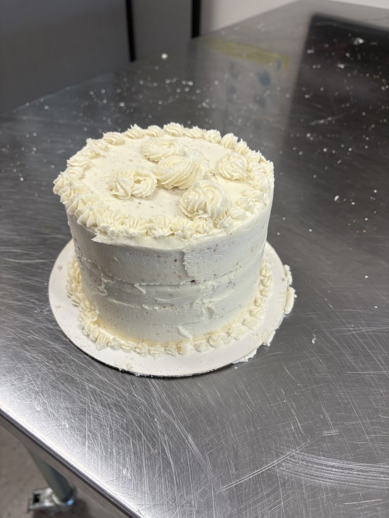 cake with white frosting