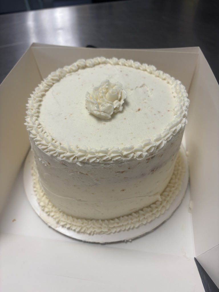 cake with white frosting