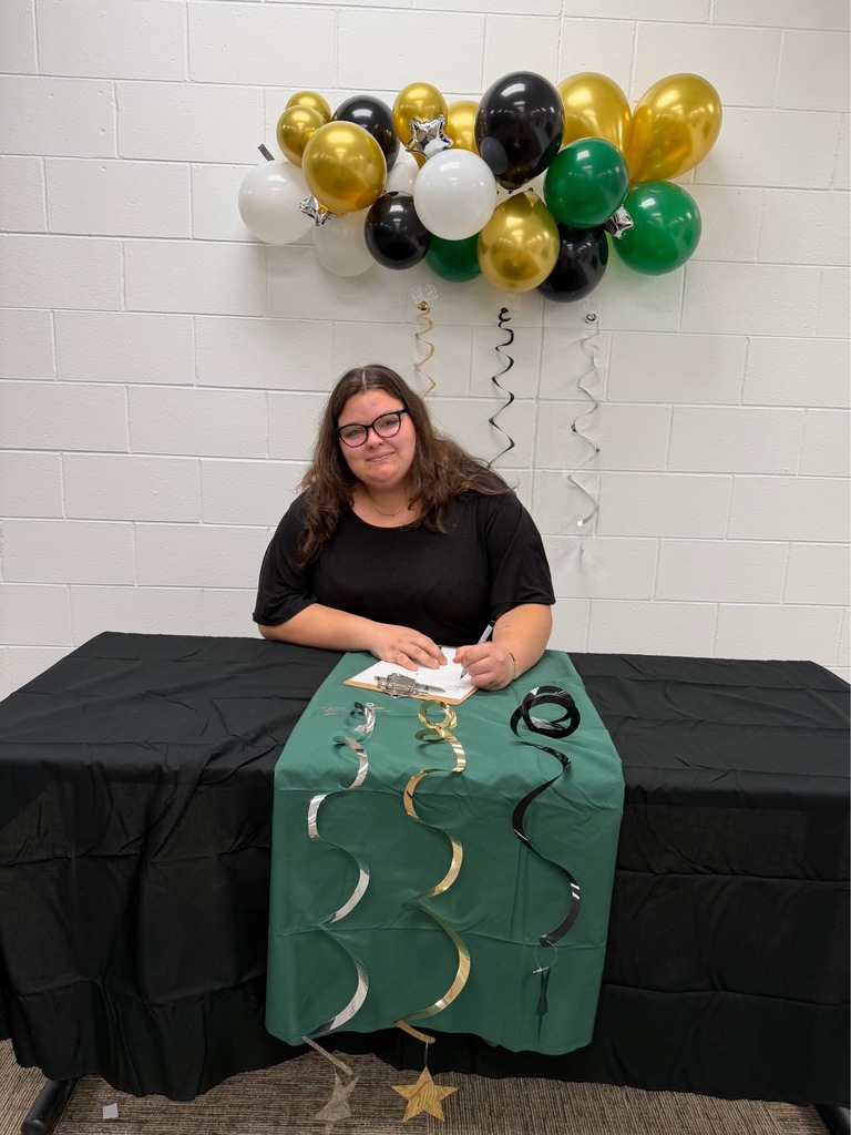 Signing senior