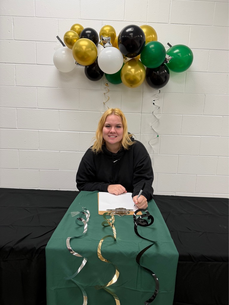 Signing senior
