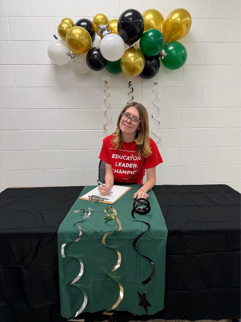 Signing senior