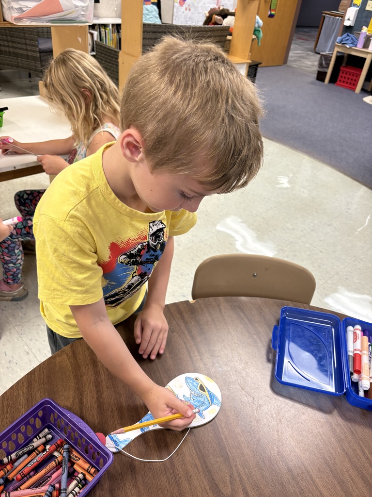Boy coloring craft