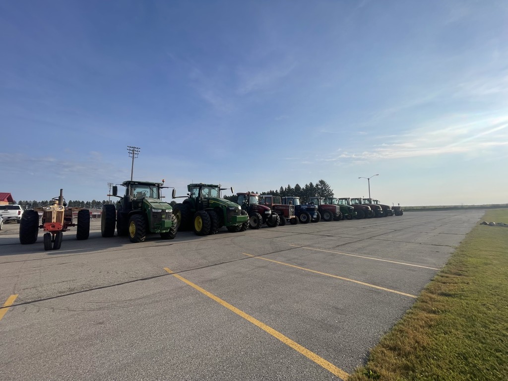 TRACTOR
