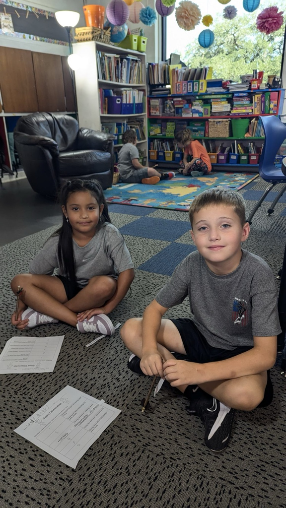 2nd graders working