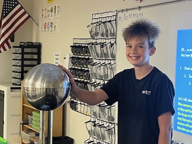 Students in electricity lab