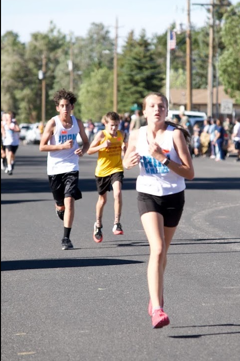 pic of students running