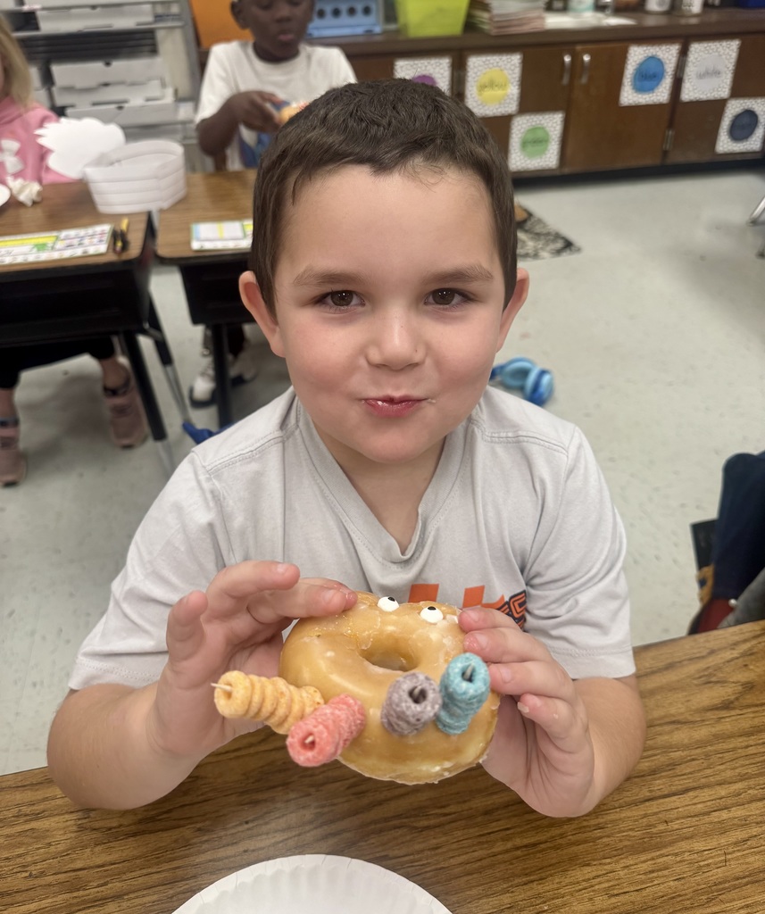 J Kendrick's Class Makes Turkey Donuts