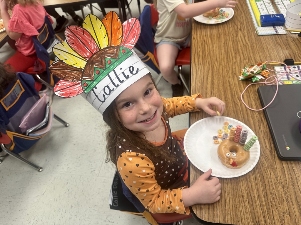 J Kendrick's Class Makes Turkey Donuts