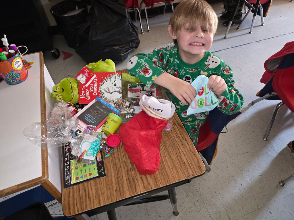 Mrs. Ariel Roberts' class receives books and toys for Christmas