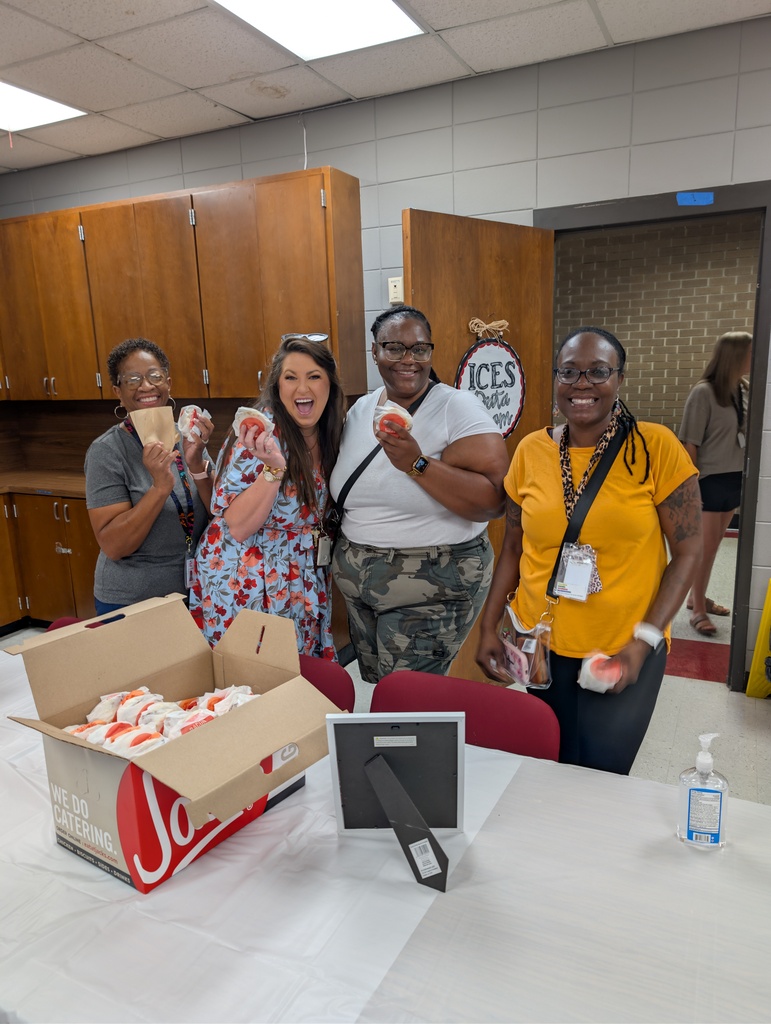 ICES Monday Welcome Breakfast