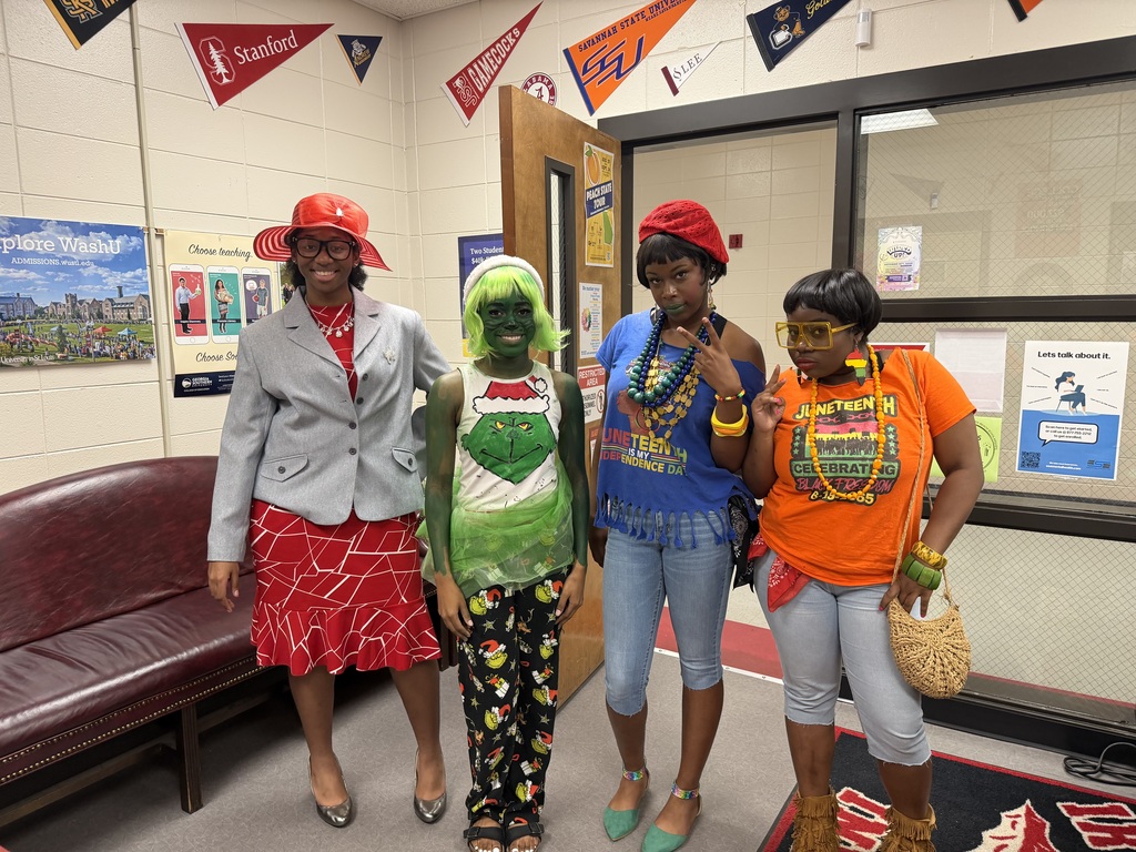 hoco dressup days