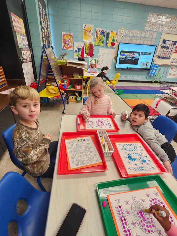 Mr. Steven and Ms. Caiti’s Shark Class celebrated the 100th Day of School