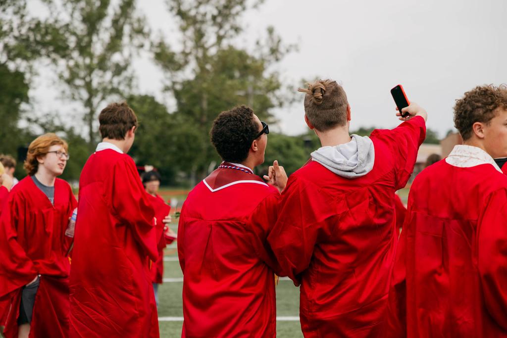 2025 IHS Graduation