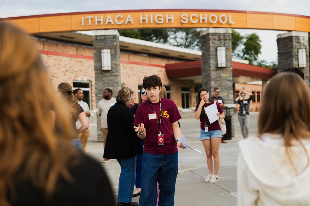 IHS new student tour