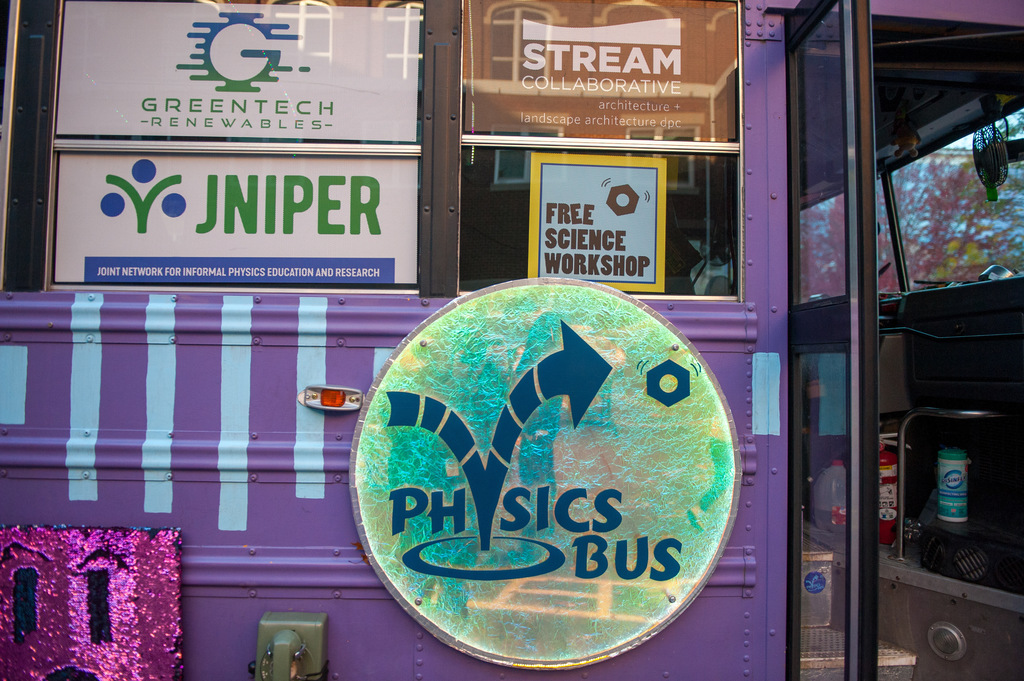 Physics Bus at BJM's STEAM night