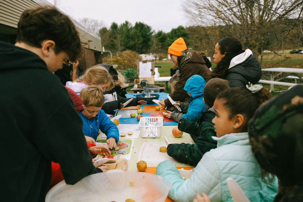 Enfield apple cider press event