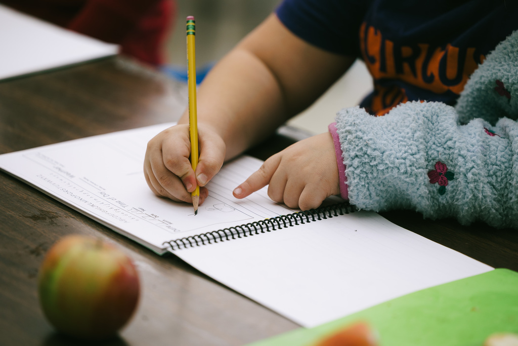 Enfield apple cider press event