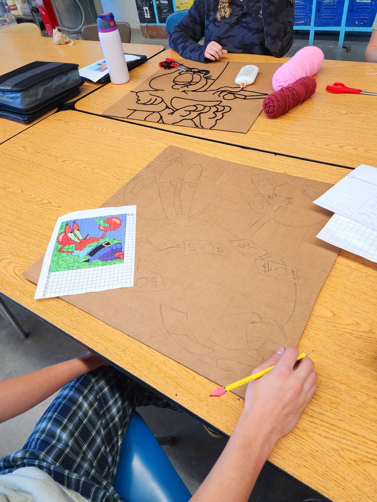 art students using yarn