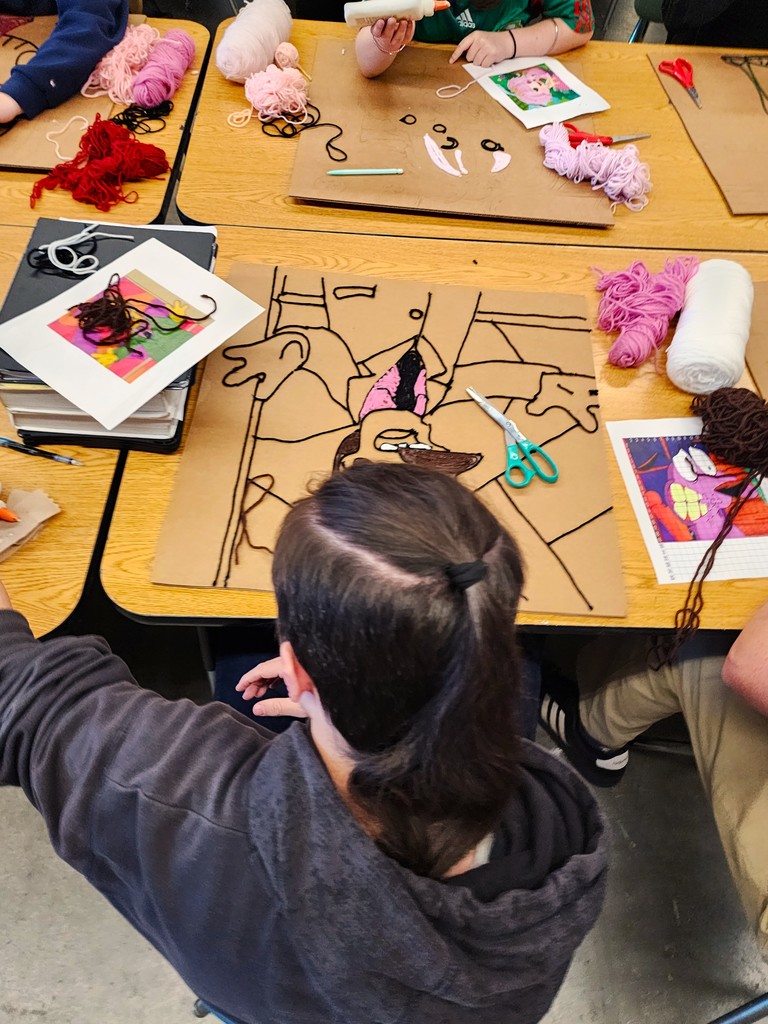 art students using yarn