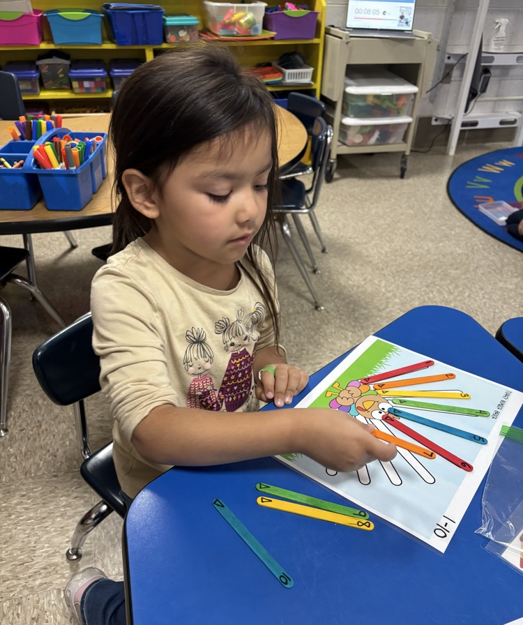 kids working on math