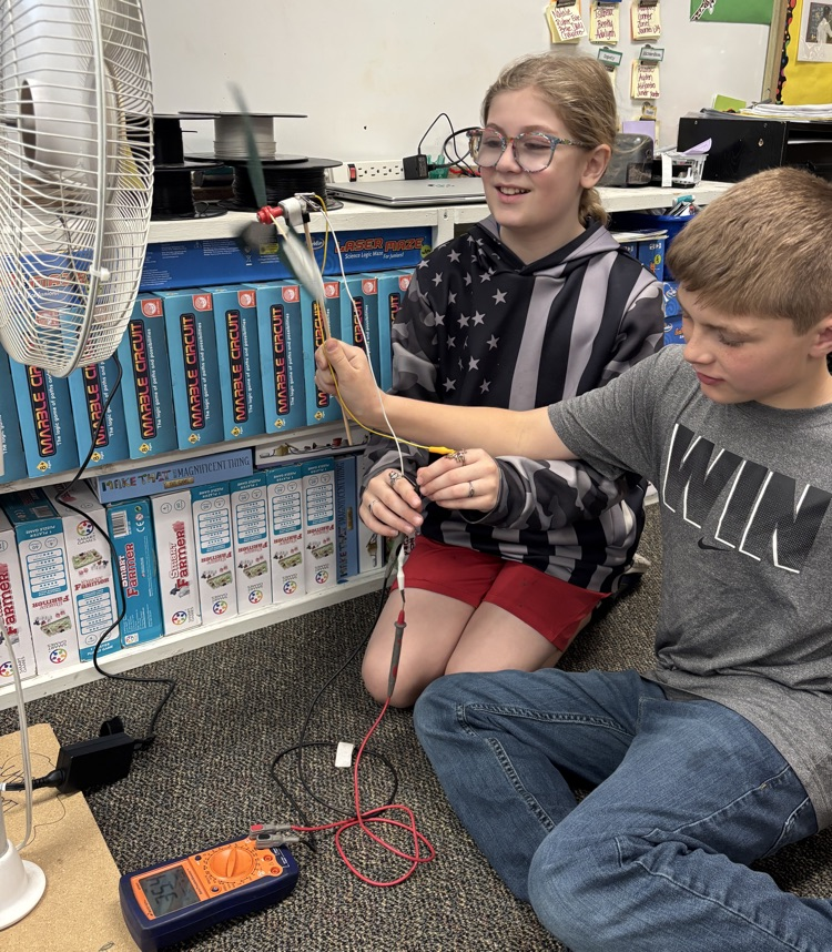 students with turbine 