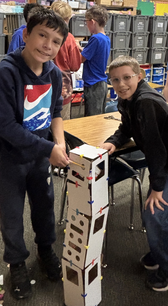 students with elevator 