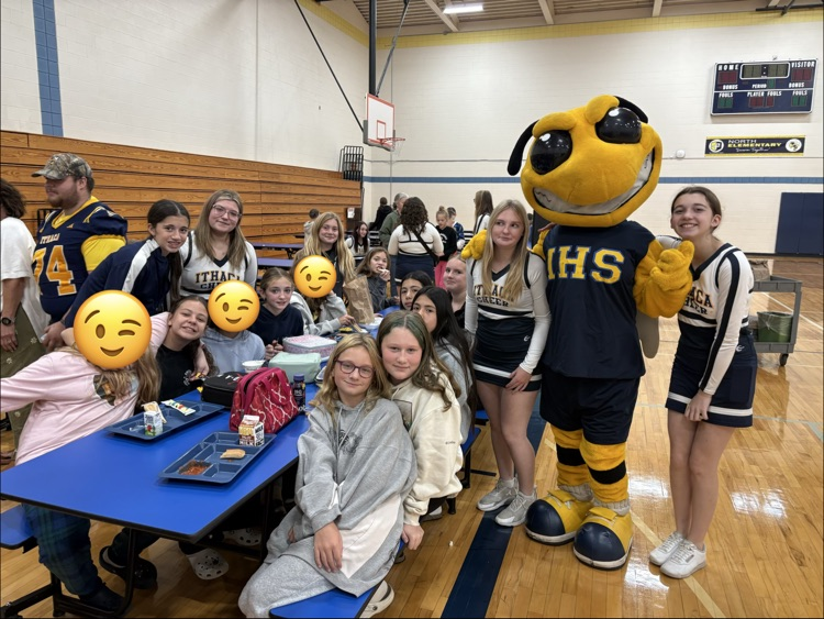 Pictures of homecoming lunch