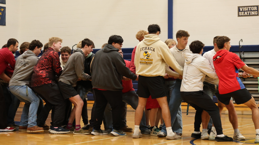 Seniors Tug-o-War. Seniors Win