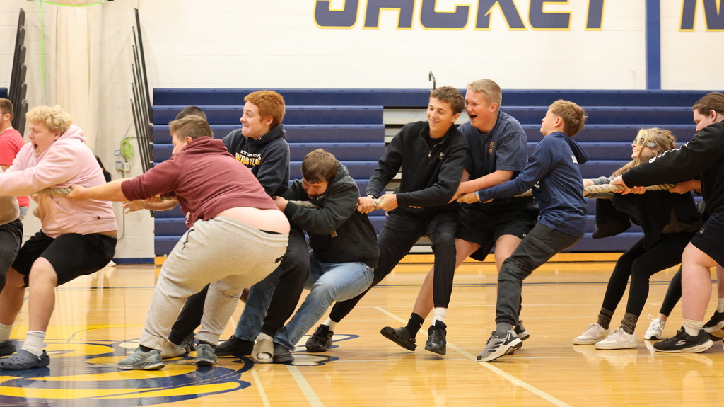 Freshmen Tug-o-War