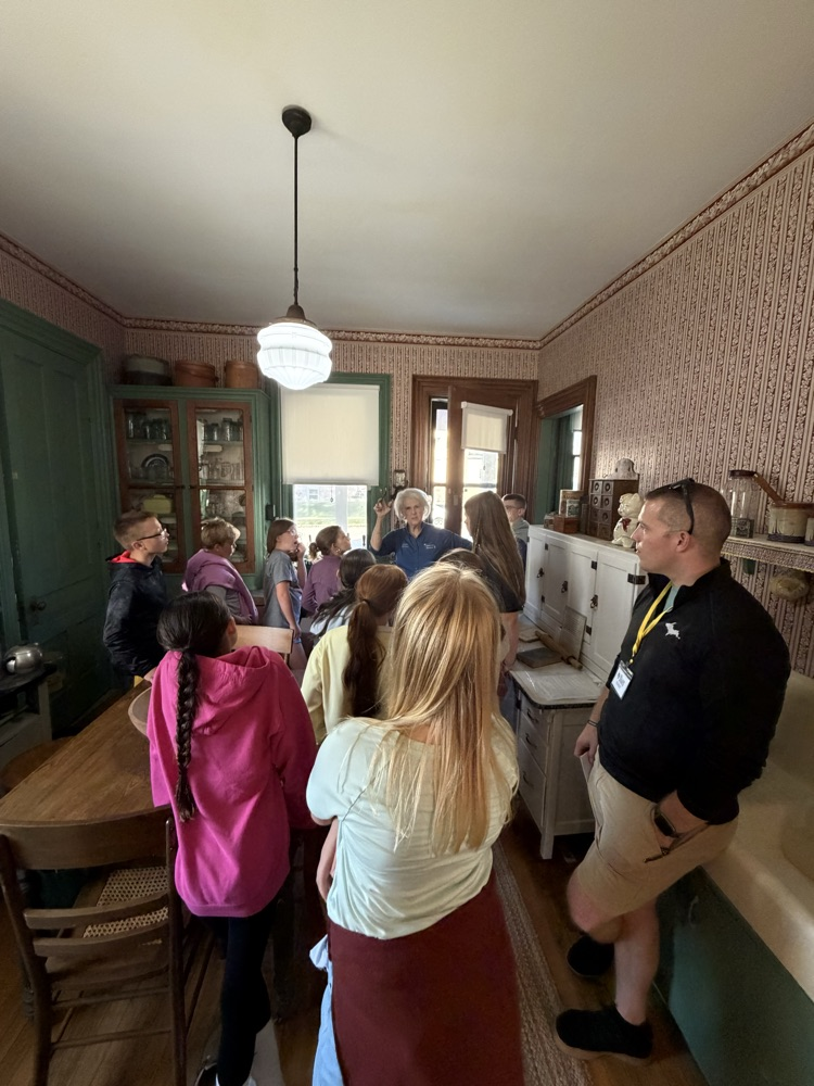 students in historical museum 