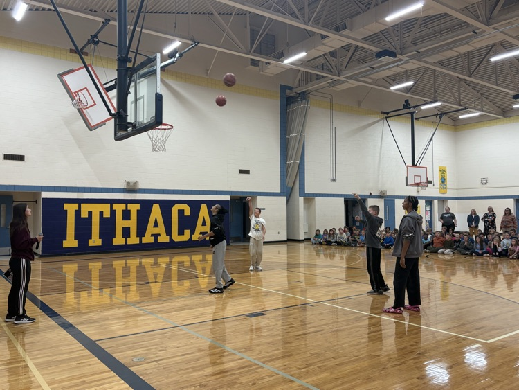 kids playing basketball