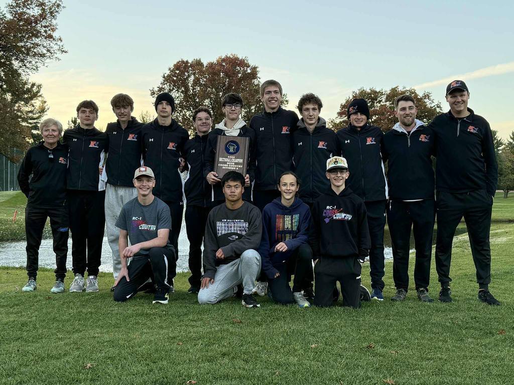 2025 Richland Center/Ithaca Boys Cross Country team Sectional Champs and State Qualifiers