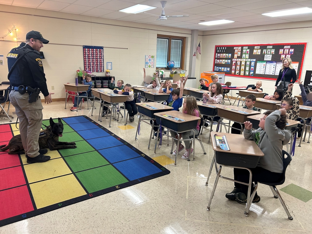 1st Grade gets visit from Sgt Schildgen and Aron 2025