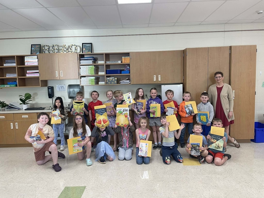 1st grade Mrs. Schmitt book giveaway 2026