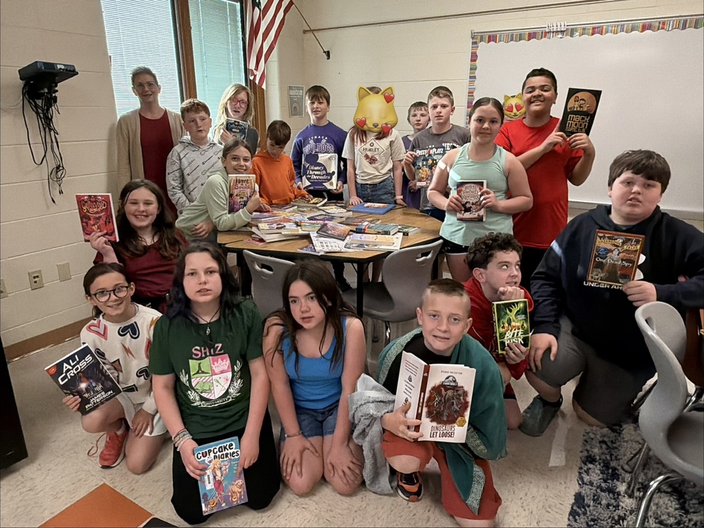 5th grade Mrs. Schmitt book giveaway 2026