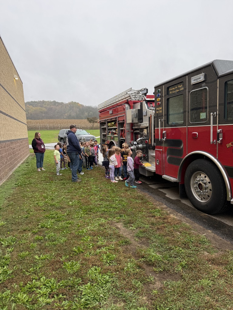 2026 Fire Safety student training and exercises with the trucks