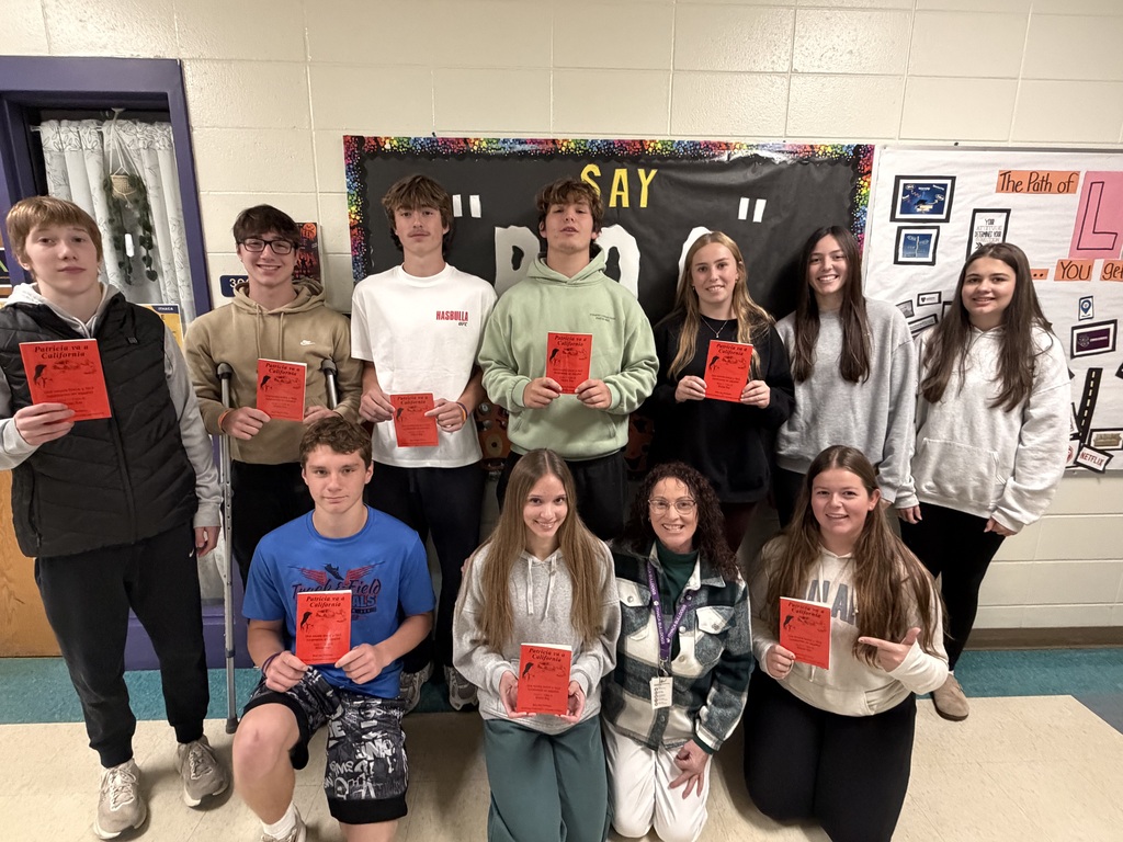 Advance Spanish students of Ms Mayra Masters fall 2026 novella assignment