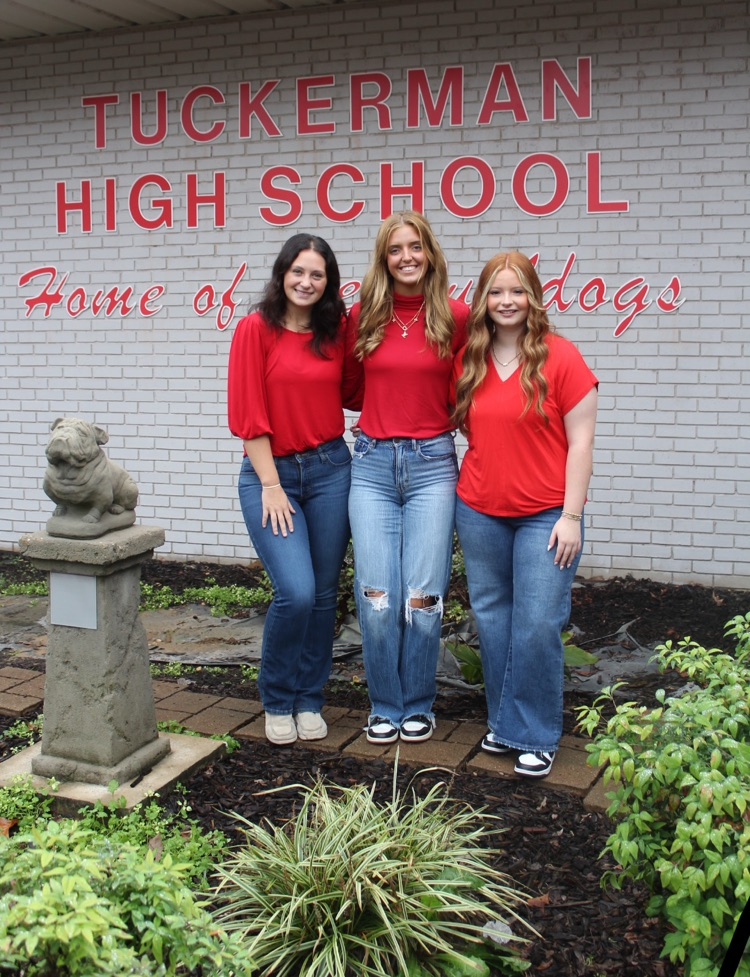 Congratulations to our 2025-26 THS Homecoming Royalty: Senior maids: Emeri Baughn, Sophie Smiltnieks, and Madden Taylor
