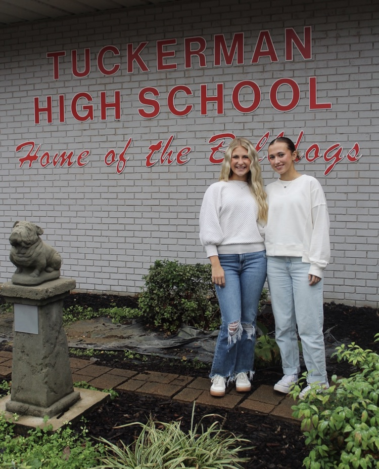 Congratulations to our 2025-26 THS Homecoming Royalty: Junior maids: Josie Branch and McKinzy Hutchison