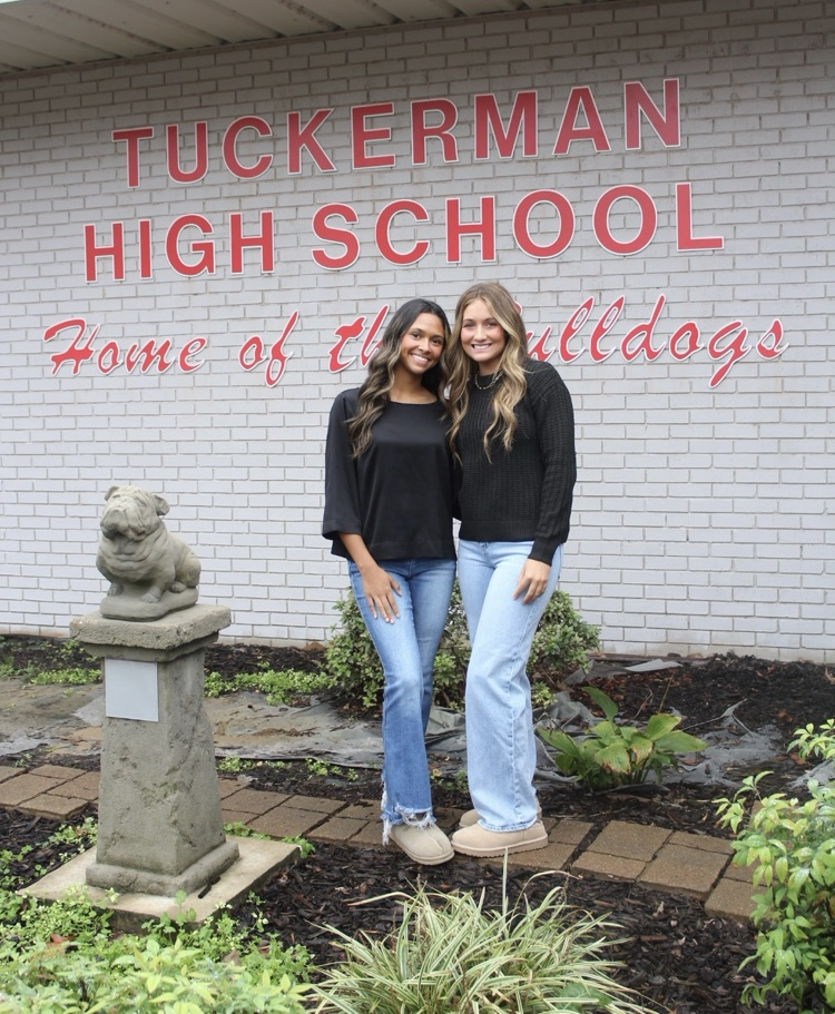 Congratulations to our 2025-26 THS Homecoming Royalty: Sophomore maids: Zaylie Poe and Maddyx Soden