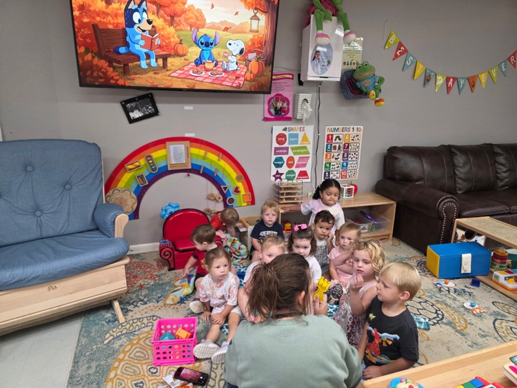 Our Swifton Toddlers used our Frog Street curriculum to learn about families! We shared our family pictures, talked about ways families spend time together, and enjoyed a fun indoor shape picnic