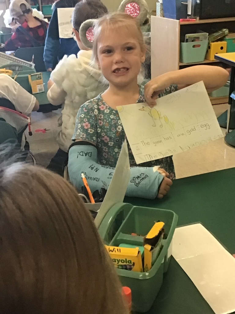 Student dressed up like a Fable Character