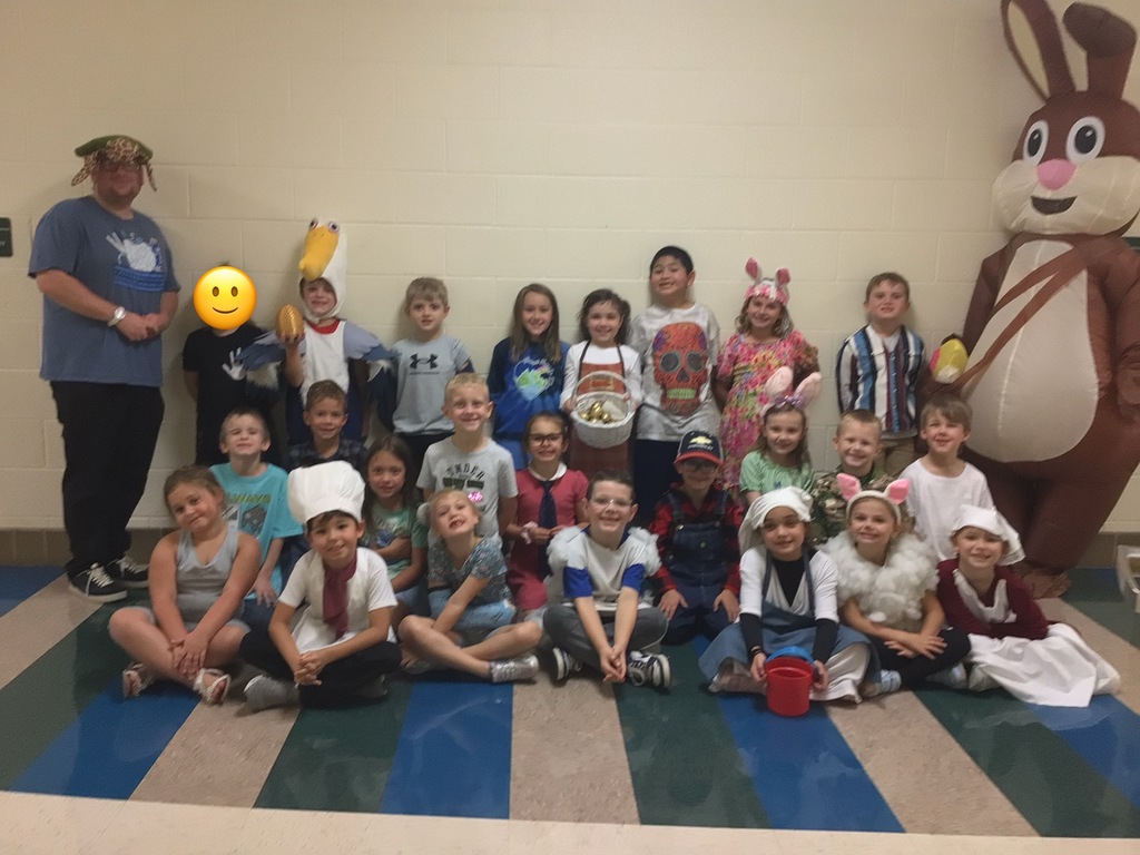 Students dressed up like a Fable Character